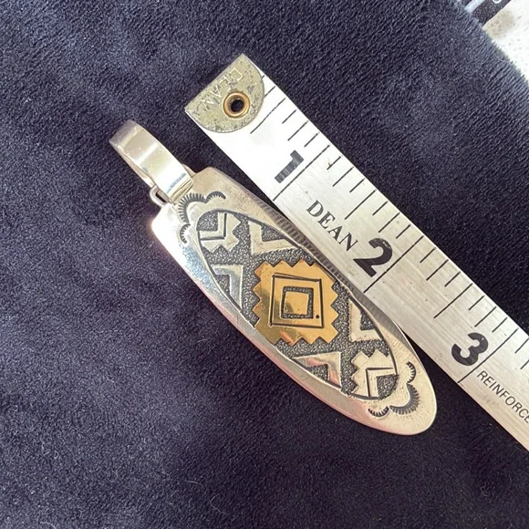 Thomas Singer Silver and Gold Navajo Blanket Pendant - Picture 5 of 5